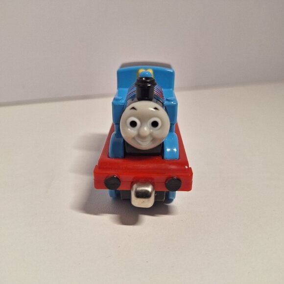 Thomas & Friends 3" Train Tank Engine #1 Magnetic Diecast Metal Take N Play 2002 - Picture 5 of 7
